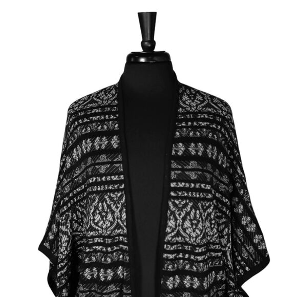 Chico's Women's Kimono Black Gray Geometric Open Front Cardigan Jacket 2 US L/12 - Picture 4 of 8